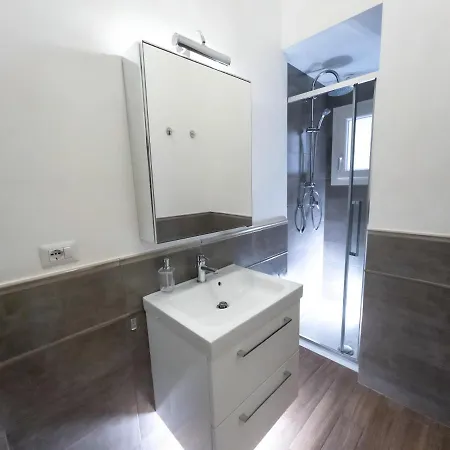 Lägenhet Luxury Bnb Pisacane Bari