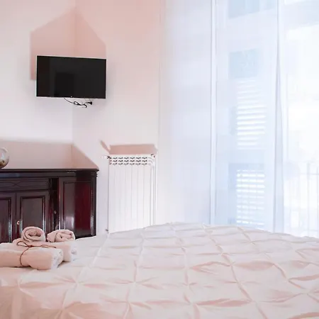 Lägenhet Luxury Bnb Pisacane *