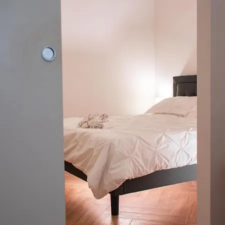 Lägenhet Luxury Bnb Pisacane *
